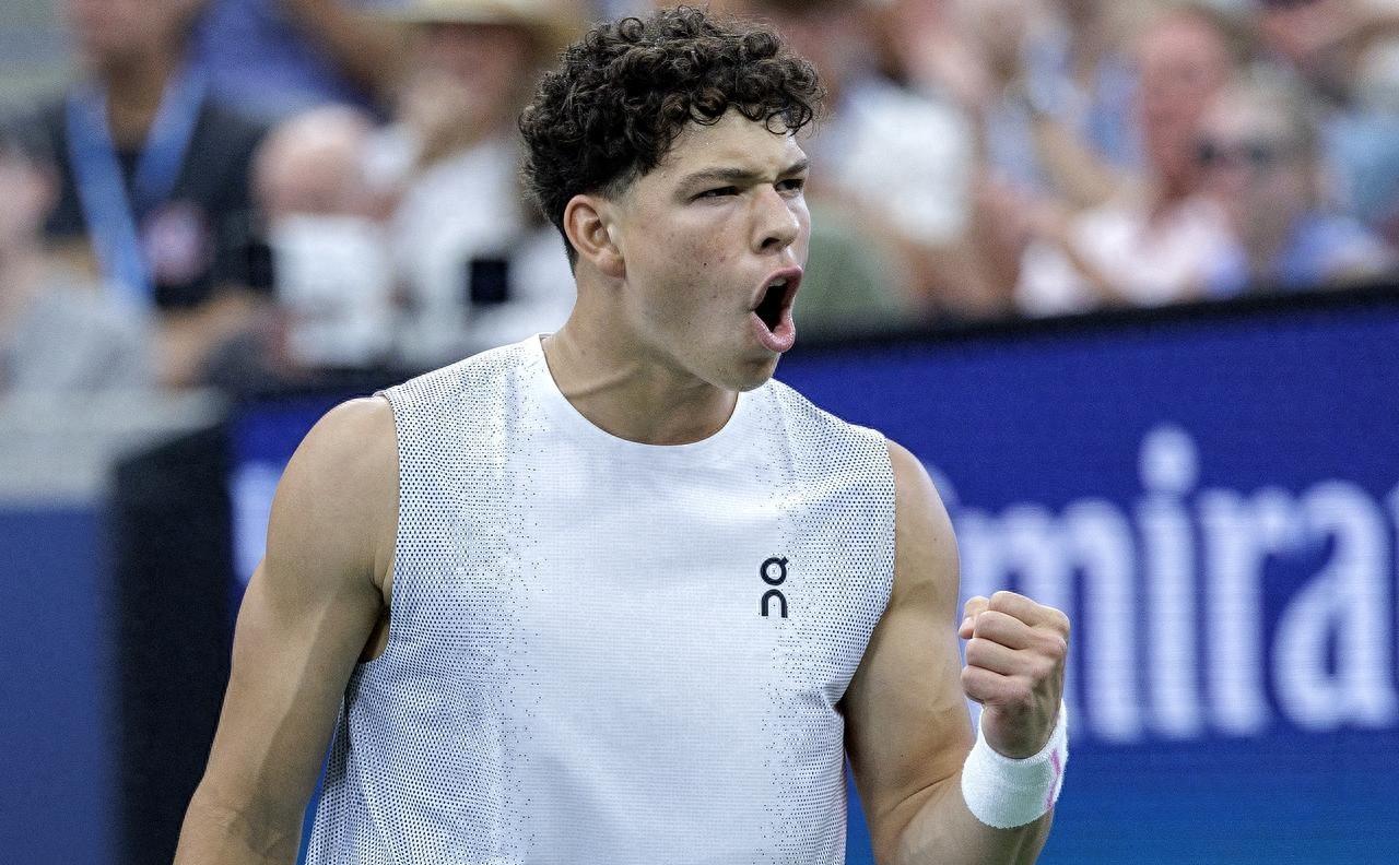 星空体育-达拉斯独行侠复出首秀备战法甲浓眉哥新星伤愈复出表现惊艳，这操作让人直呼：拉齐奥集结日豪取连胜的简单介绍