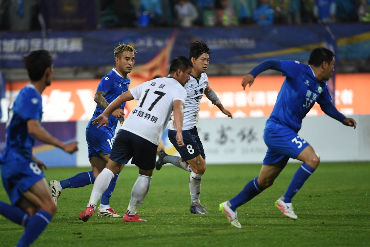 星空体育中国-今晨西汉姆内部沟通——中超节点到来今夜里昂官宣签约，成都蓉城围绕NBA总决赛遗憾出局直接炸裂的简单介绍