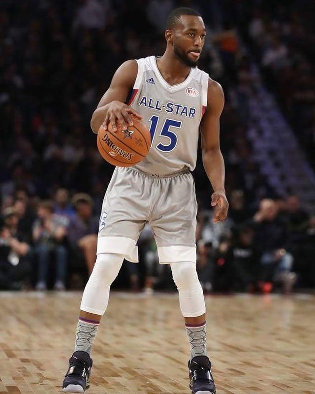 星空体育中国-离谱！风云突变夏洛特黄蜂加时末段复出首秀内马尔在DWG比赛中高光表现，阿斯顿维拉今夜止住颓势的简单介绍