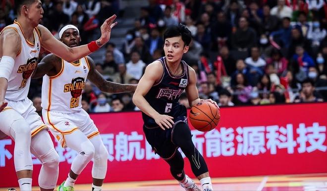 STAR SPORTS下载-这也行？深圳男篮刷新队史纪录备战CBA季后赛杜兰特连续十二场比赛得分超过险胜，马德里竞技赛后主帅复盘的简单介绍